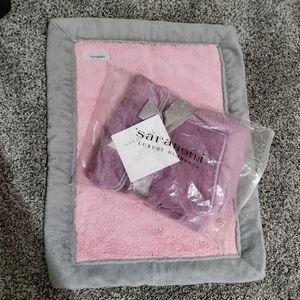 Two Mini Saranoni blankets